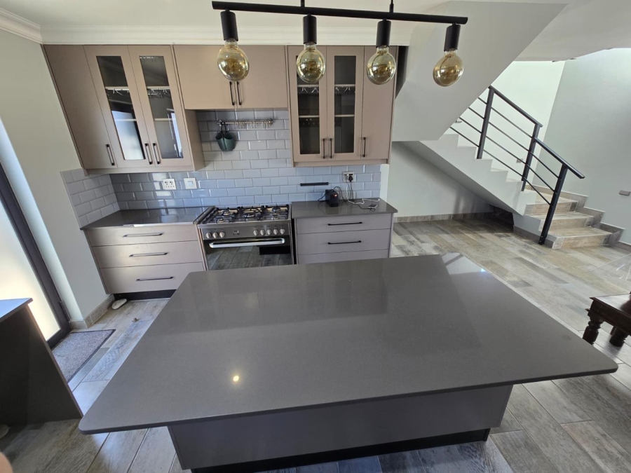 To Let 3 Bedroom Property for Rent in Dana Bay Western Cape